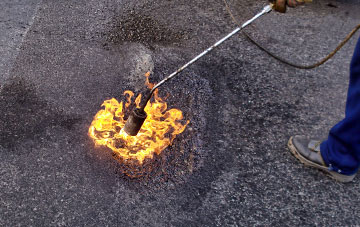 Hagworthingham flat roofing repairs